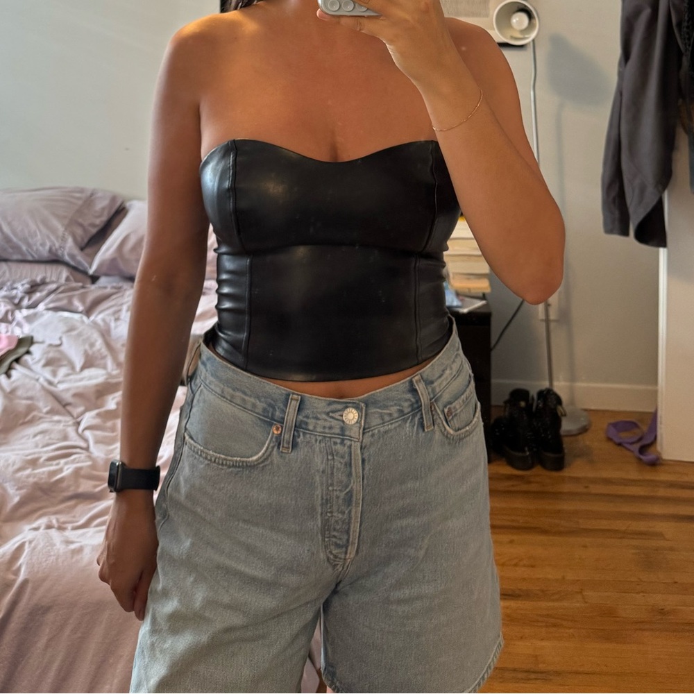 Black Strapless vegan  Leather Top Aritzia 10 by babaton